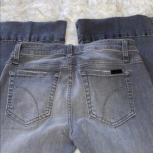 NWOT JOE’S JEANS Mid-rise The Icon Flare